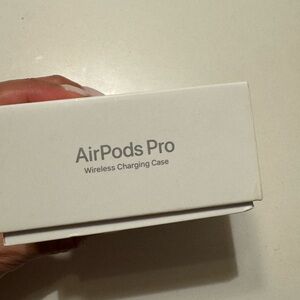 Apple AirPods Pro Box ONLY with Charger